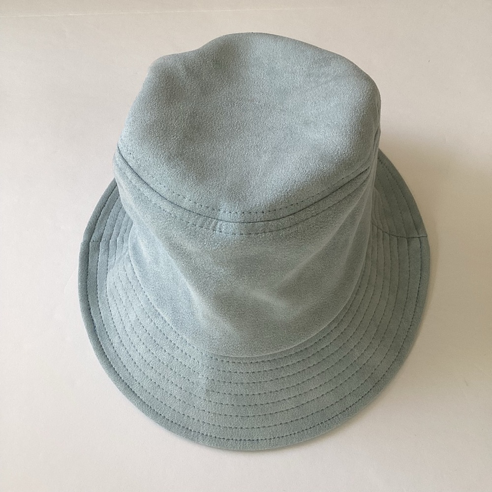 Forever 21 Womens Blue Faux Suede Bucket Hat One Size